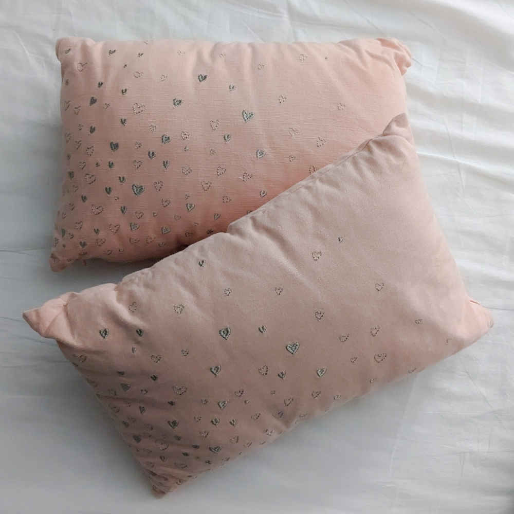 UTC organic pillows